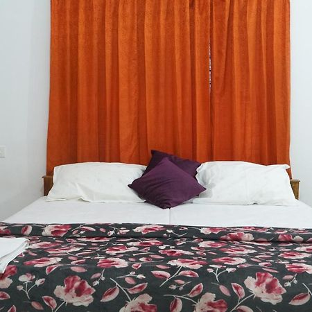 Pearl Inn Kottakkal Bagian luar foto