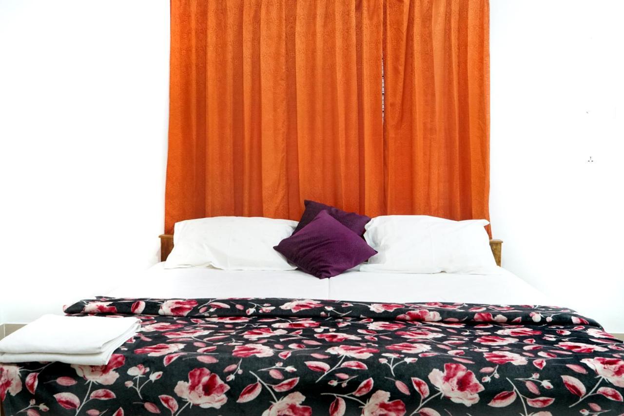Pearl Inn Kottakkal Bagian luar foto