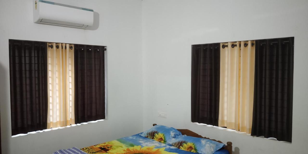 Pearl Inn Kottakkal Bagian luar foto