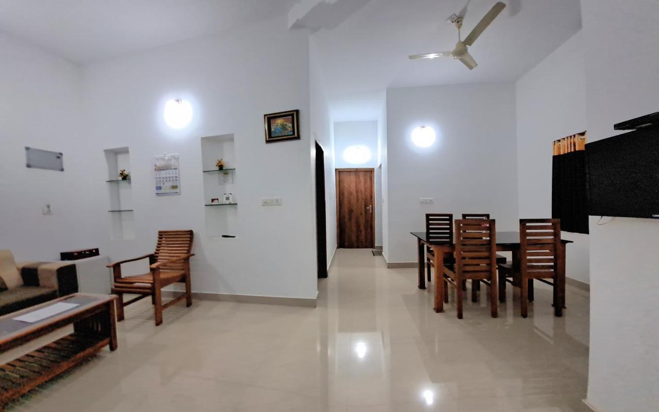 Pearl Inn Kottakkal Bagian luar foto